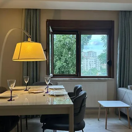 아파트 Spacious And Comfort Flat In Nisantasi 이스탄불